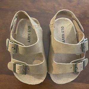 Old Navy Infant Sandals size 6-12 months